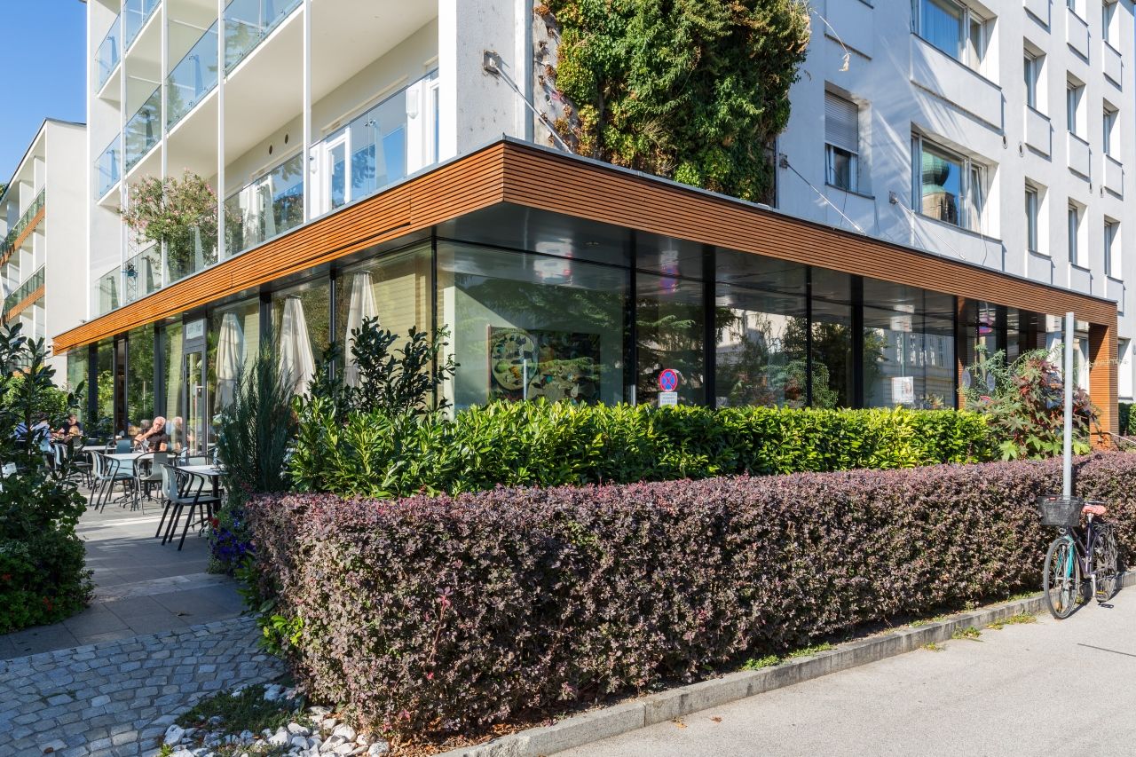 Livingbox Moderner Wintergarten 